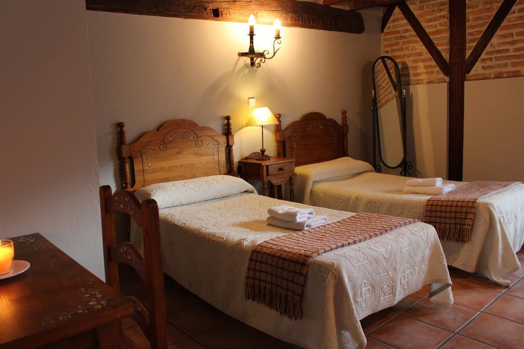 Bezana Casa Rural La Toba I Y II מראה חיצוני תמונה