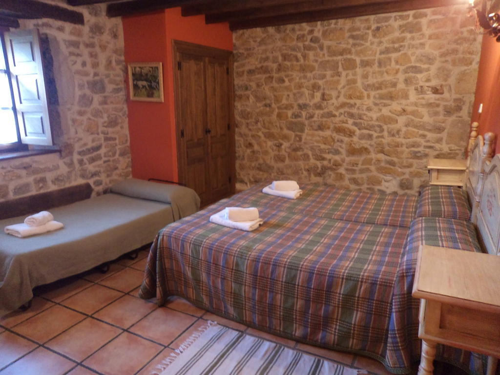 Bezana Casa Rural La Toba I Y II חדר תמונה