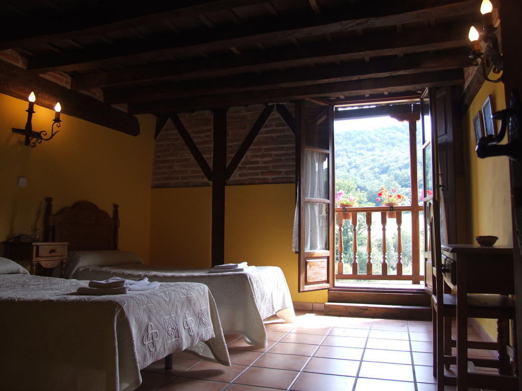 Bezana Casa Rural La Toba I Y II חדר תמונה