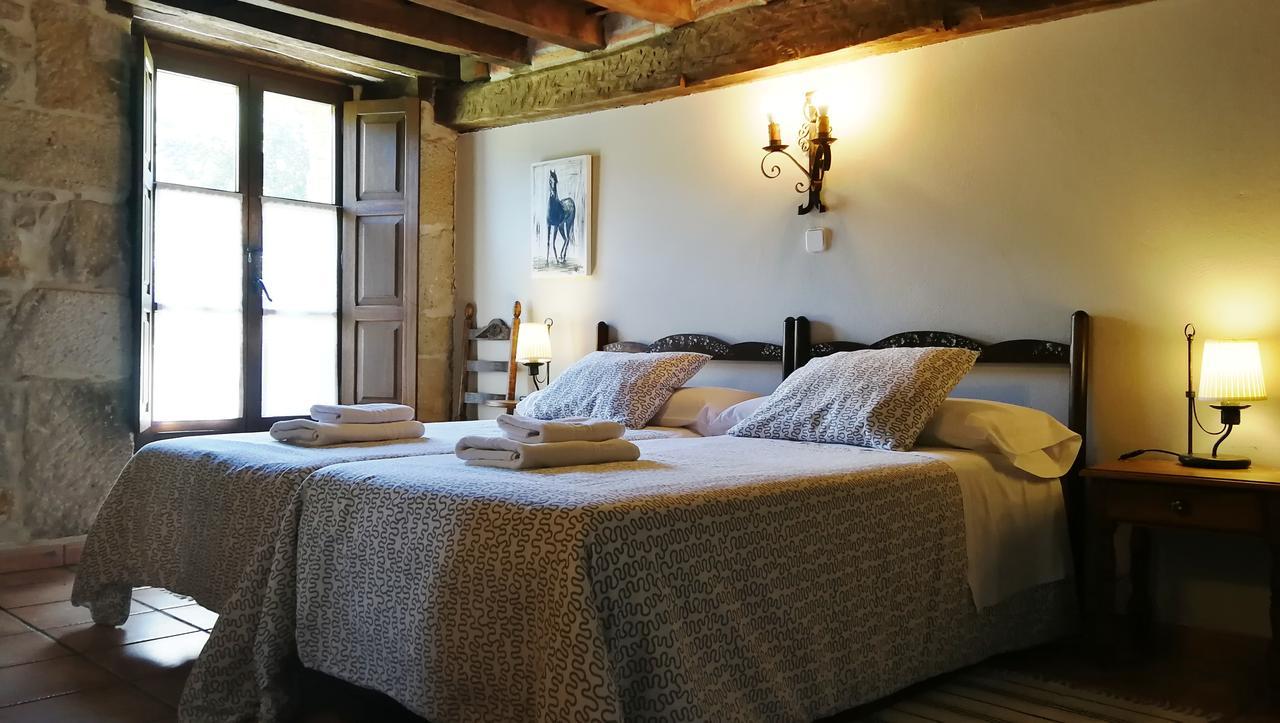 Bezana Casa Rural La Toba I Y II מראה חיצוני תמונה