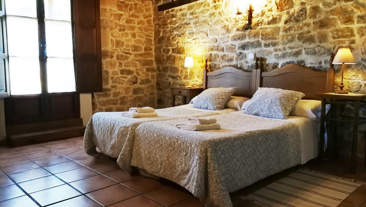 Bezana Casa Rural La Toba I Y II מראה חיצוני תמונה