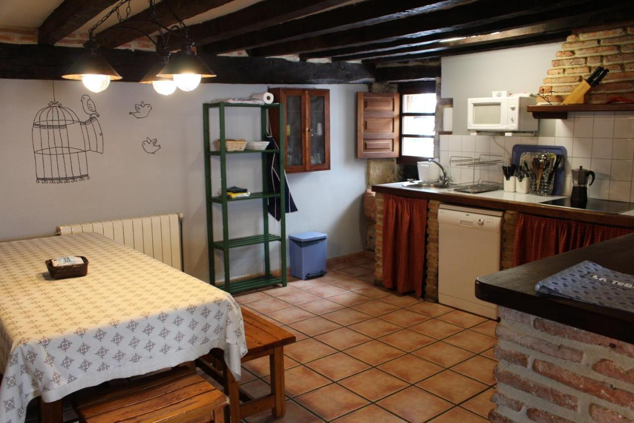 Bezana Casa Rural La Toba I Y II מראה חיצוני תמונה