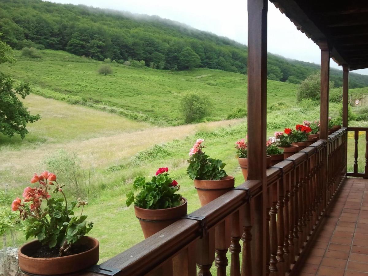 Bezana Casa Rural La Toba I Y II מראה חיצוני תמונה